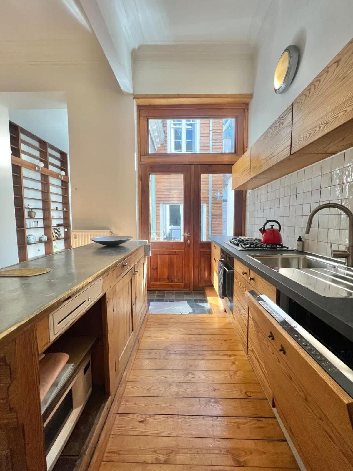 Etonnante Maison Au Style Unique A Bruxelles! Ferienhaus