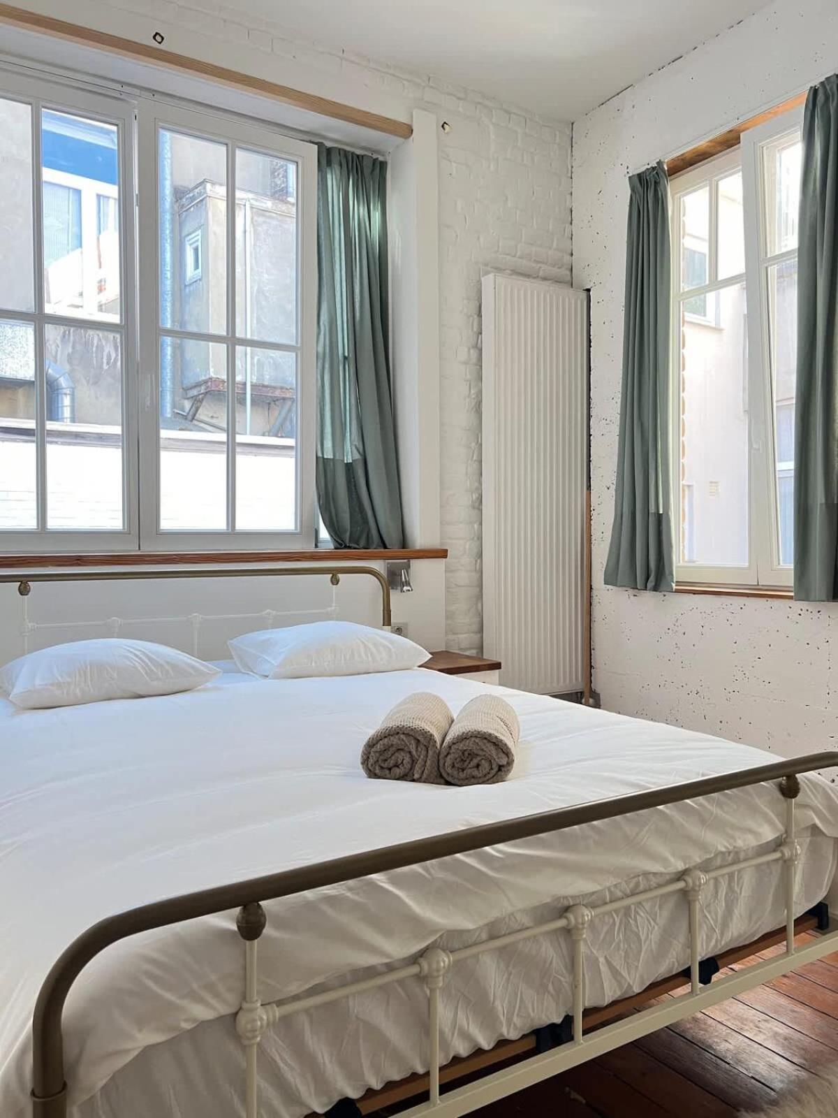 Etonnante Maison Au Style Unique A Bruxelles! Brüssel